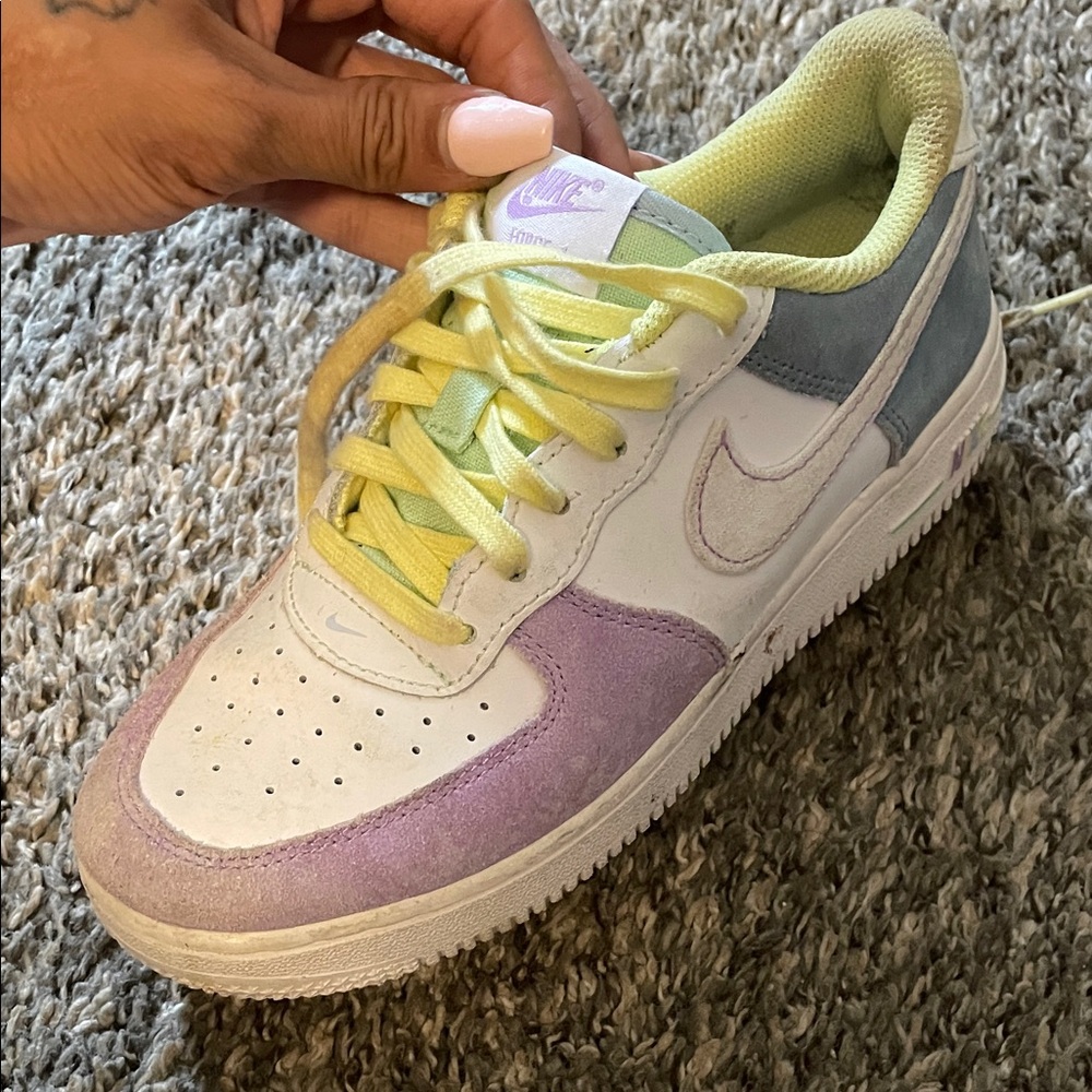 Nike Pastel Low-Top Sneakers